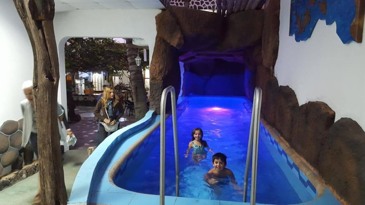 Hotel Coloma Galapagos Puerto Ayora  Buitenkant foto